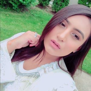 Meet your Posher, Fatima